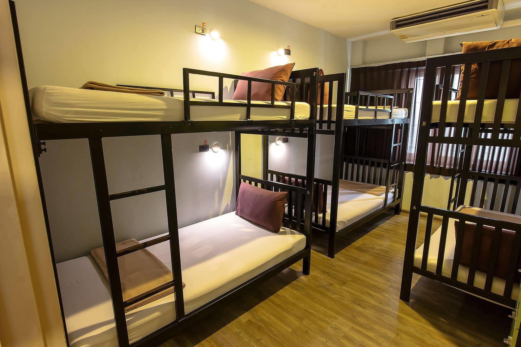 Oldtown Hostel Bangkok Luaran gambar